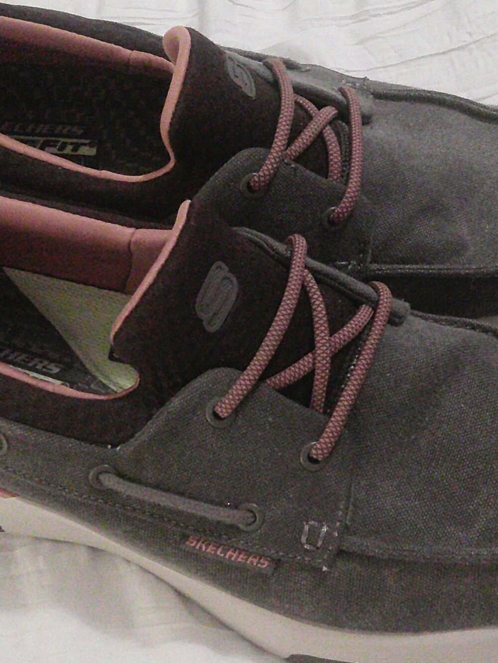 SKECHERS MEN'S BROWN Classic Fit Air Cooled Memory Foam Loafers Size 9.5 (NEW)